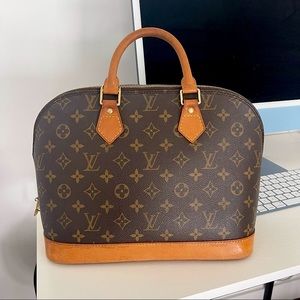 ♥️SOLD♥️ Louis Vuitton Alma PM